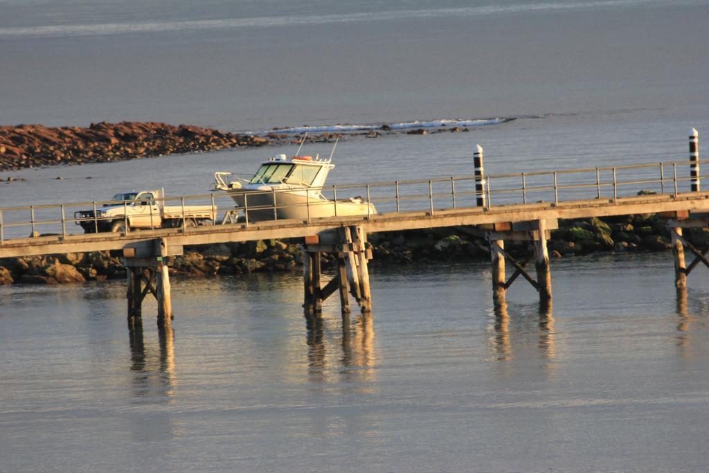 Emu Bay Stay Екстериор снимка